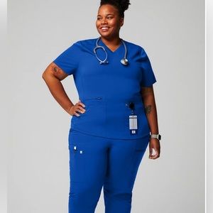 Fabletics Royal Blue Scrub Top 3xl brand new
